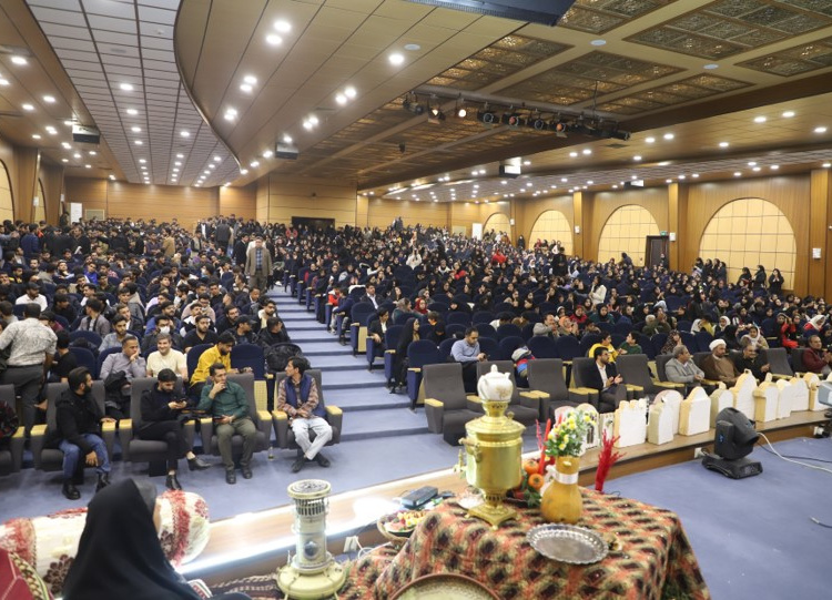 گزارش تصویری از برگزاری مراسم شب یلدا در دانشگاه زابل